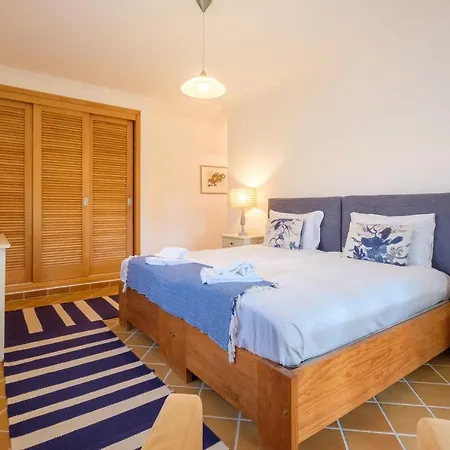 Apartment Principes Townhouse *